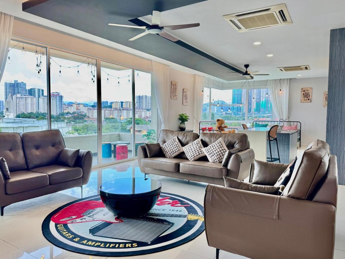 B3a L Klcc Trx Contemporaryl 17 Pax * Kuala Lumpur