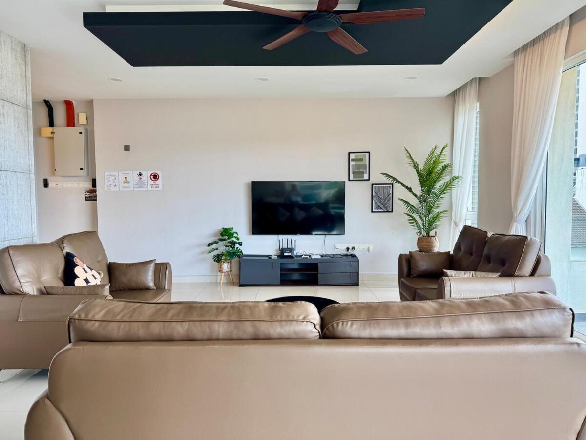 Pangsapuri B3a L Klcc Trx Contemporaryl 17 Pax
