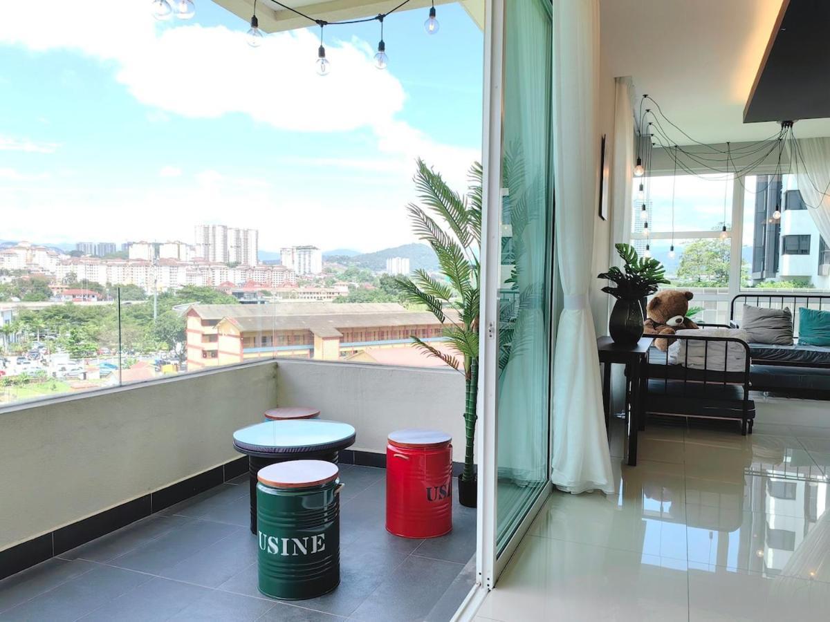 B3a L Klcc Trx Contemporaryl 17 Pax * Kuala Lumpur