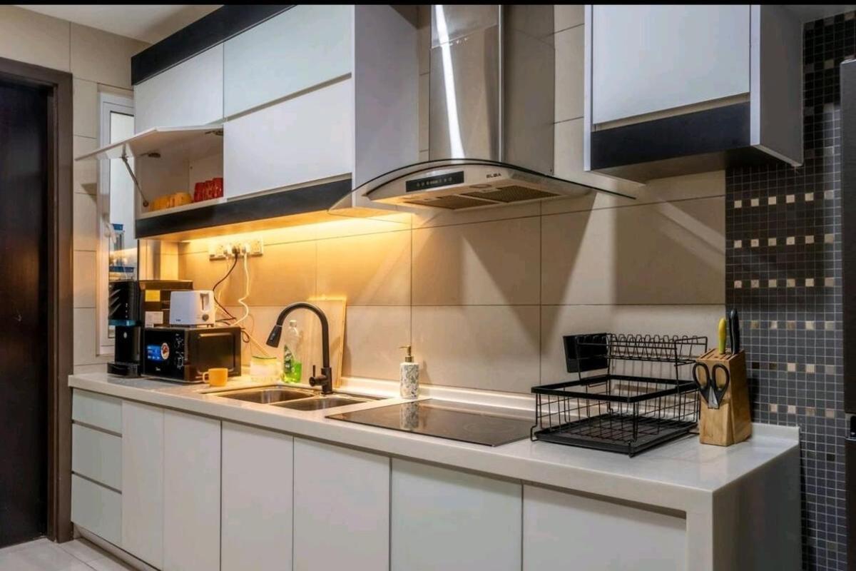 B3a L Klcc Trx Contemporaryl 17 Pax Pangsapuri *