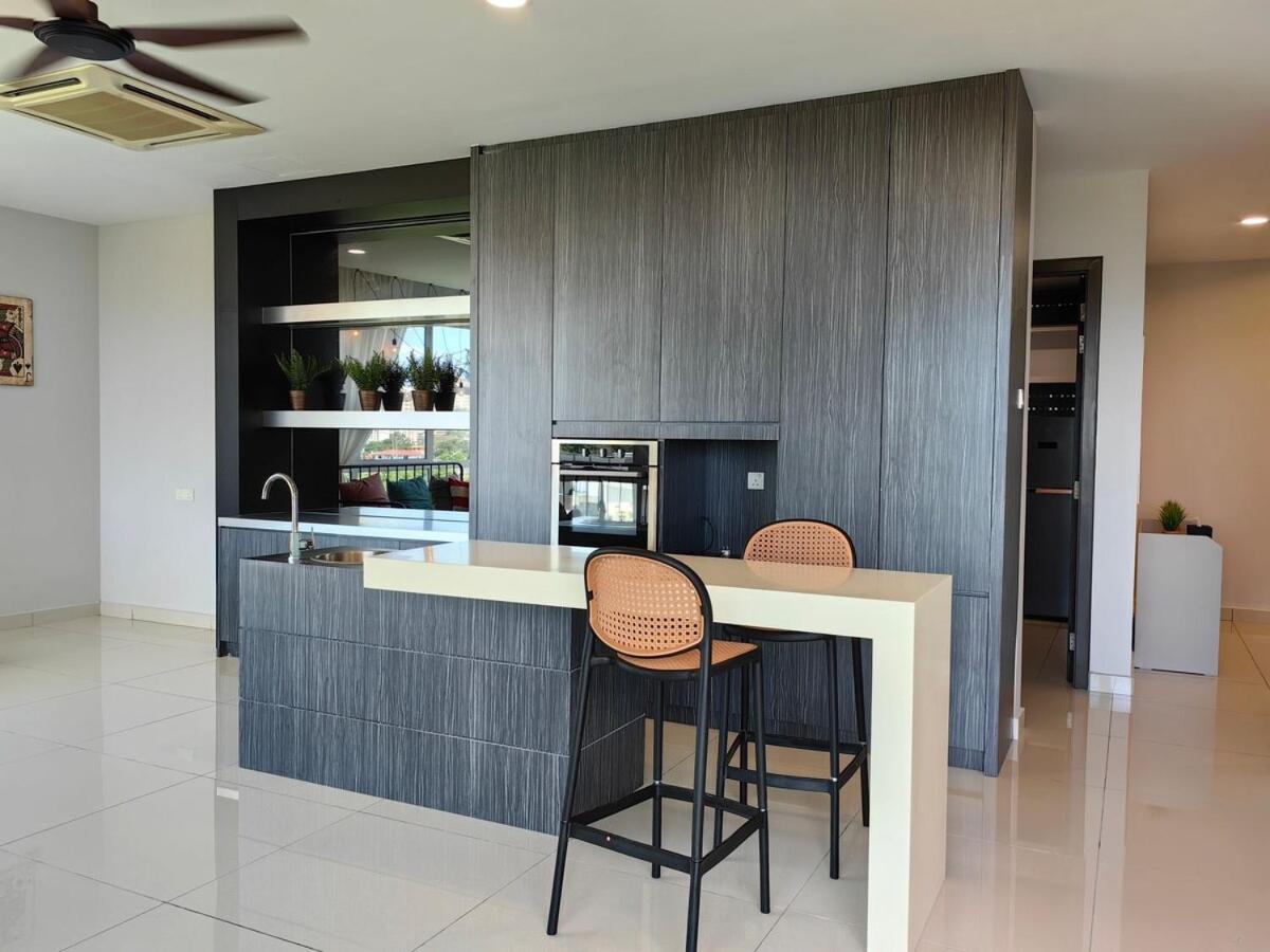 B3a L Klcc Trx Contemporaryl 17 Pax Pangsapuri